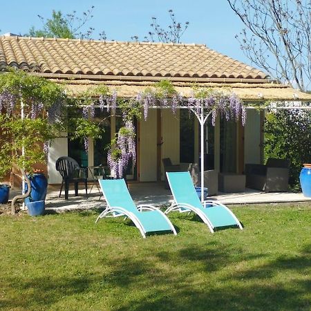 Вілла Entre Nimes Et Arles Bellegarde  Номер фото