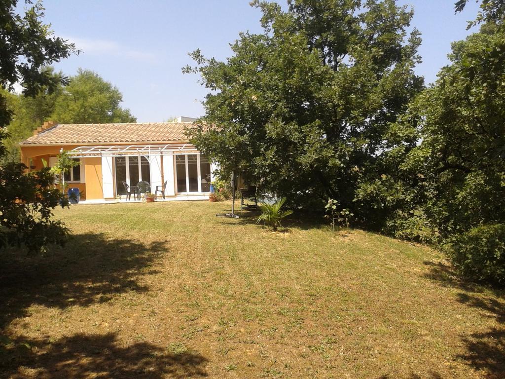 Вілла Entre Nimes Et Arles Bellegarde  Екстер'єр фото