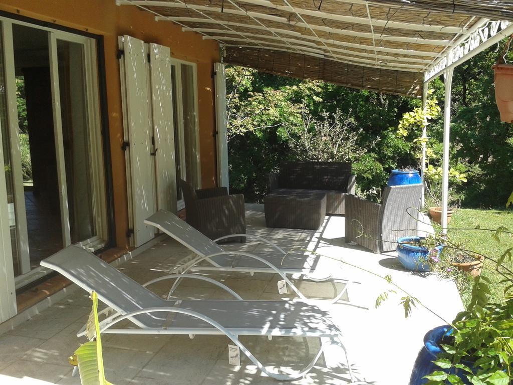 Вілла Entre Nimes Et Arles Bellegarde  Екстер'єр фото