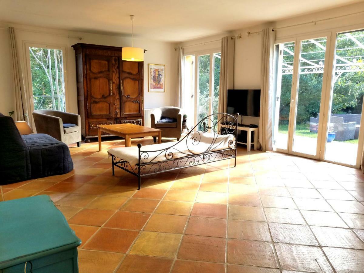 Вілла Entre Nimes Et Arles Bellegarde  Екстер'єр фото