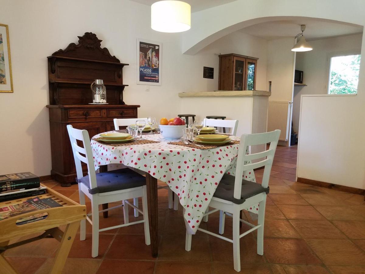 Вілла Entre Nimes Et Arles Bellegarde  Екстер'єр фото